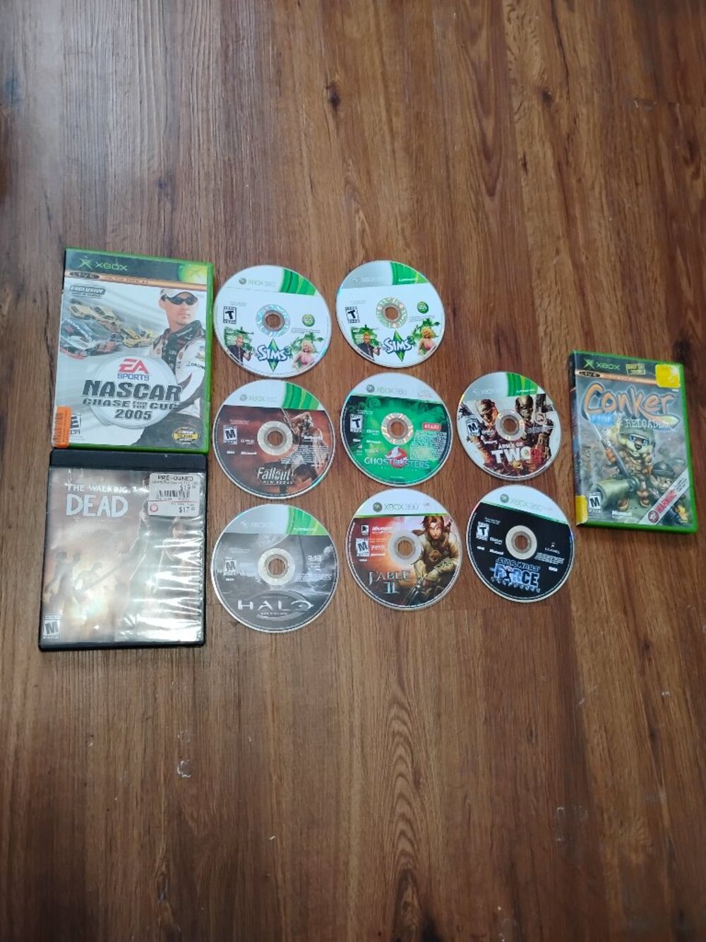 XBox 360 Sims Fallout Star Wars Conker Video Games Lot (11)